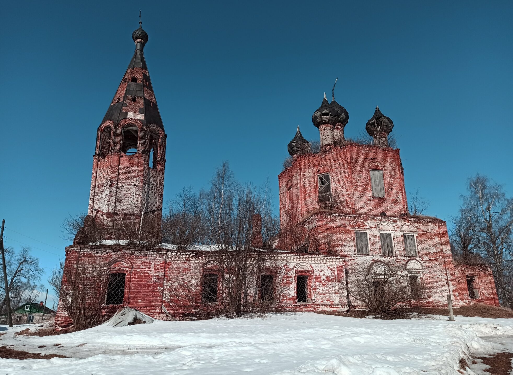 Церковь Троицы Живоначальной в селе Марьинское