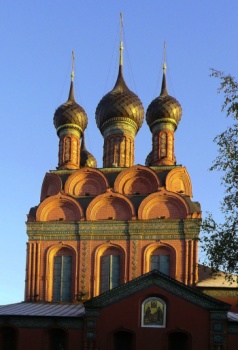 Церковь Богоявления в Ярославле - православный храм XVII века