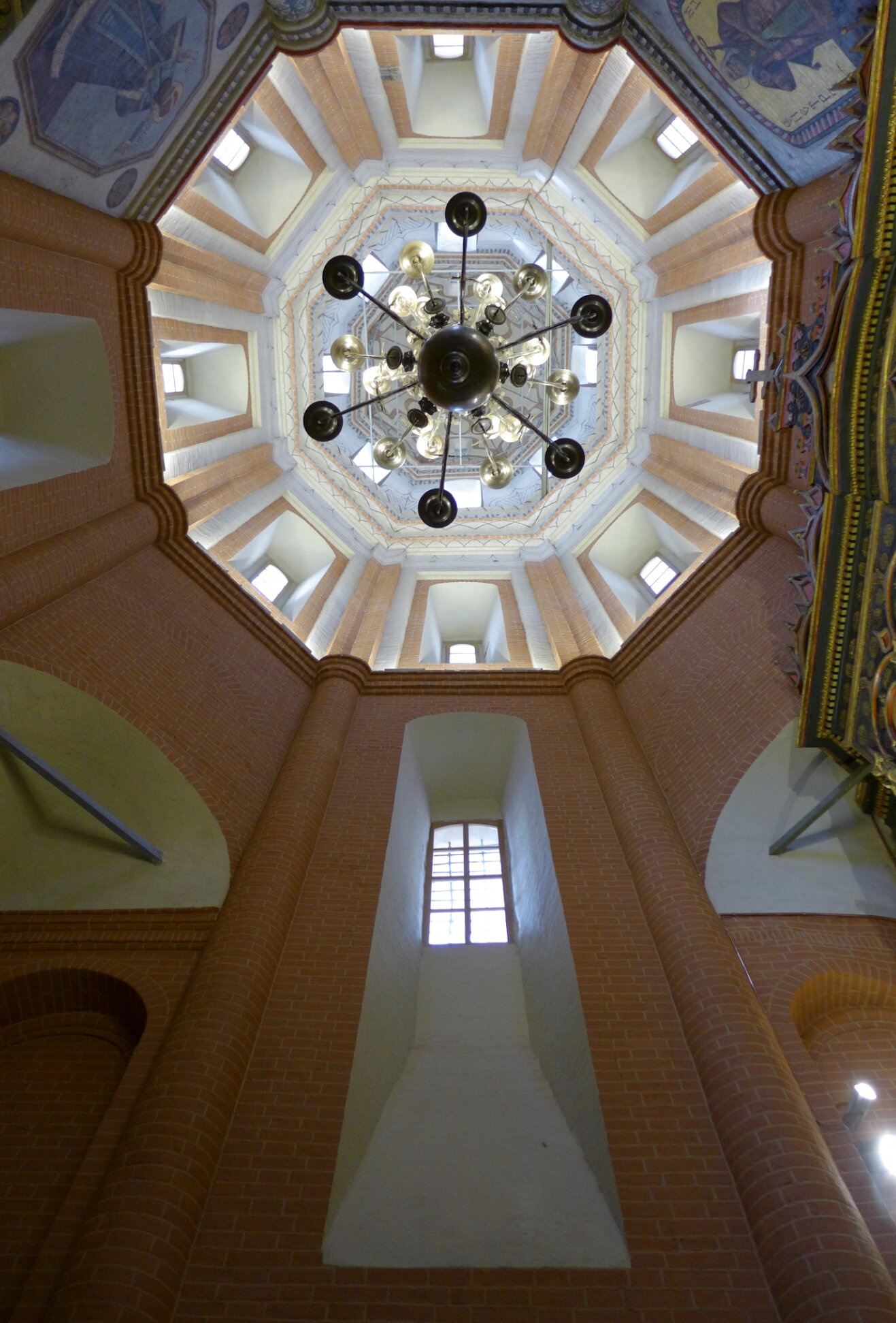 Интерьер придела Покровского собора (Храма Василия Блаженного)