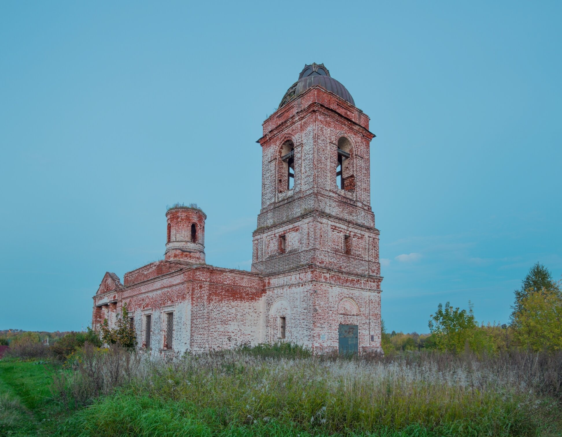 Церковь Троицы Живоначальной в селе Спирино