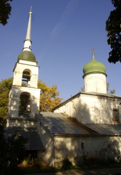 Храм Святой Великомученицы Анастасии Узорешительницы в Пскове