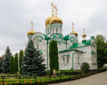 Троицкий собор Раифского Богородицкого монастыря – фотография августа 2016 года