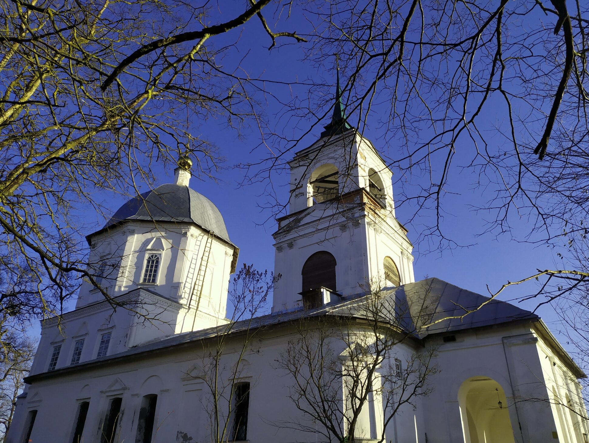 Церковь Михаила Архангела в селе Михайловском