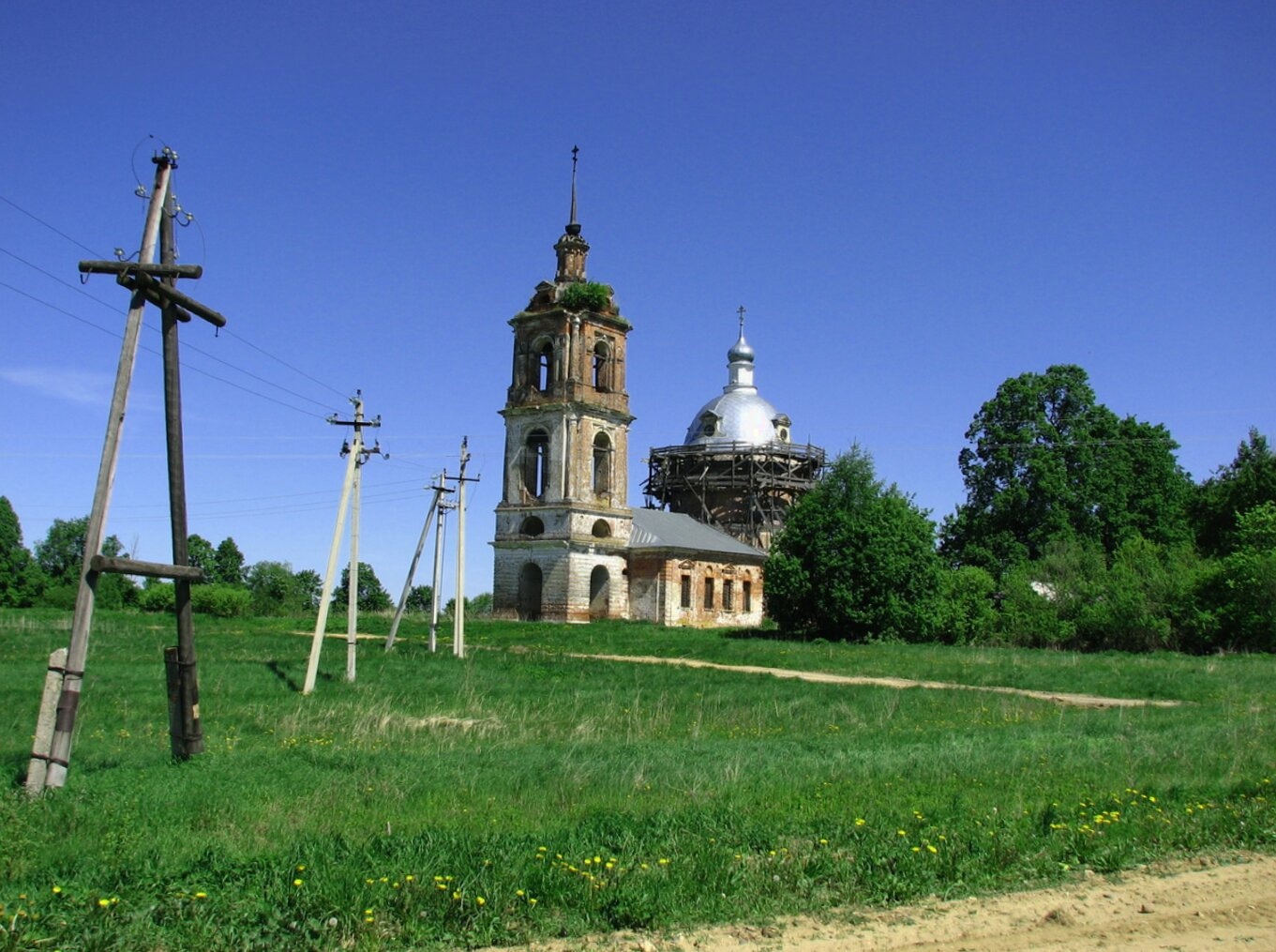 Церковь Покрова Пресвятой Богородицы в селе Алферьево
