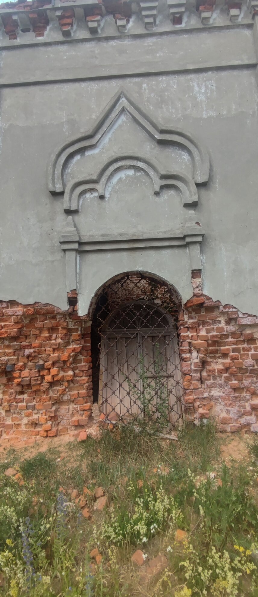 Церковь Преображения Господня в селе Столпино