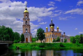 Воскресенский собор в Старой Руссе