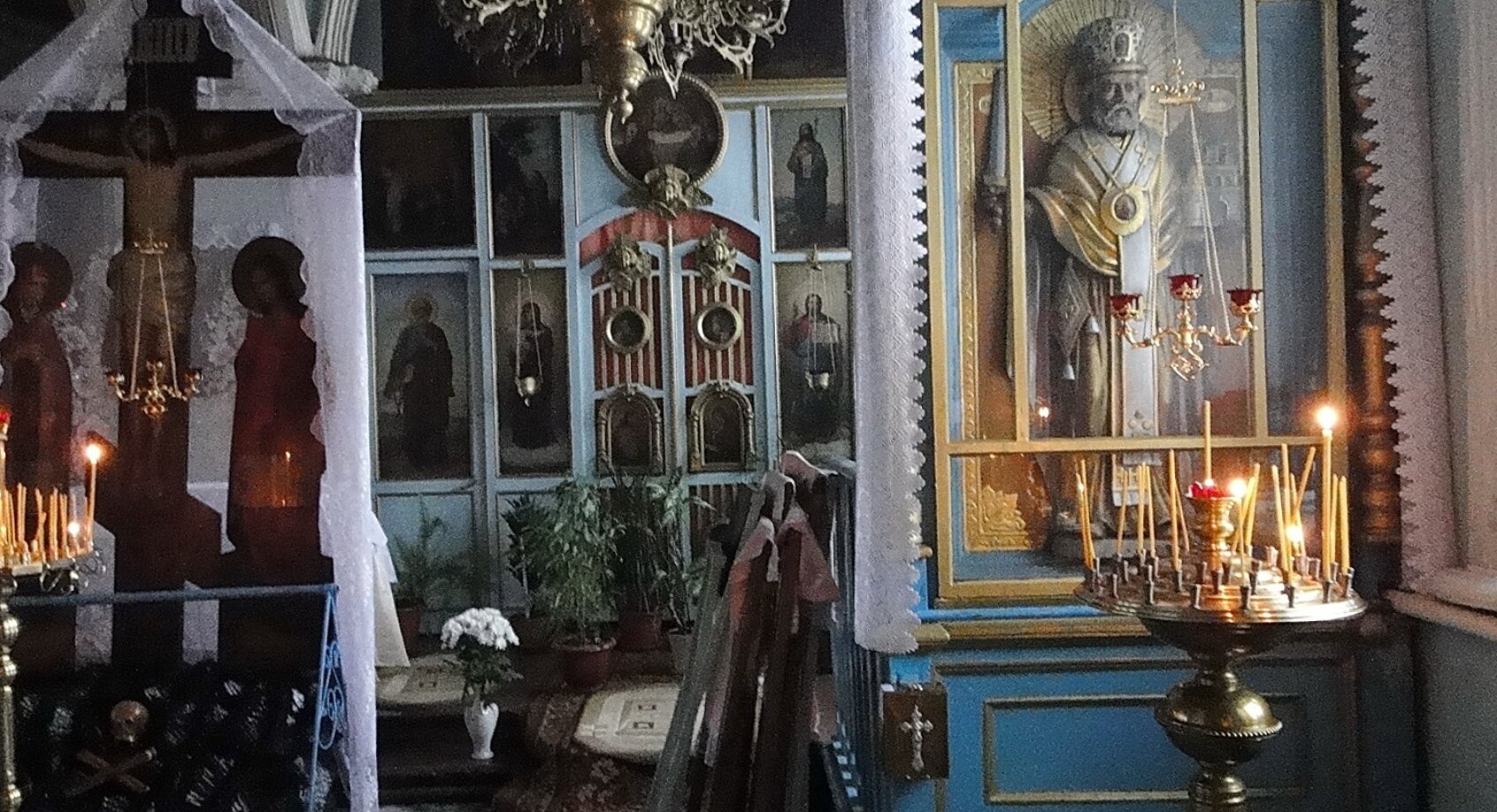 Интерьер Георгиевской церкви в городе Данкове