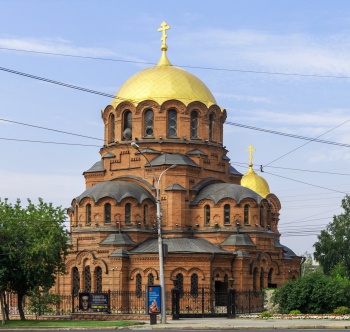 Собор во имя святого благоверного князя Александра Невского в Новосибирске