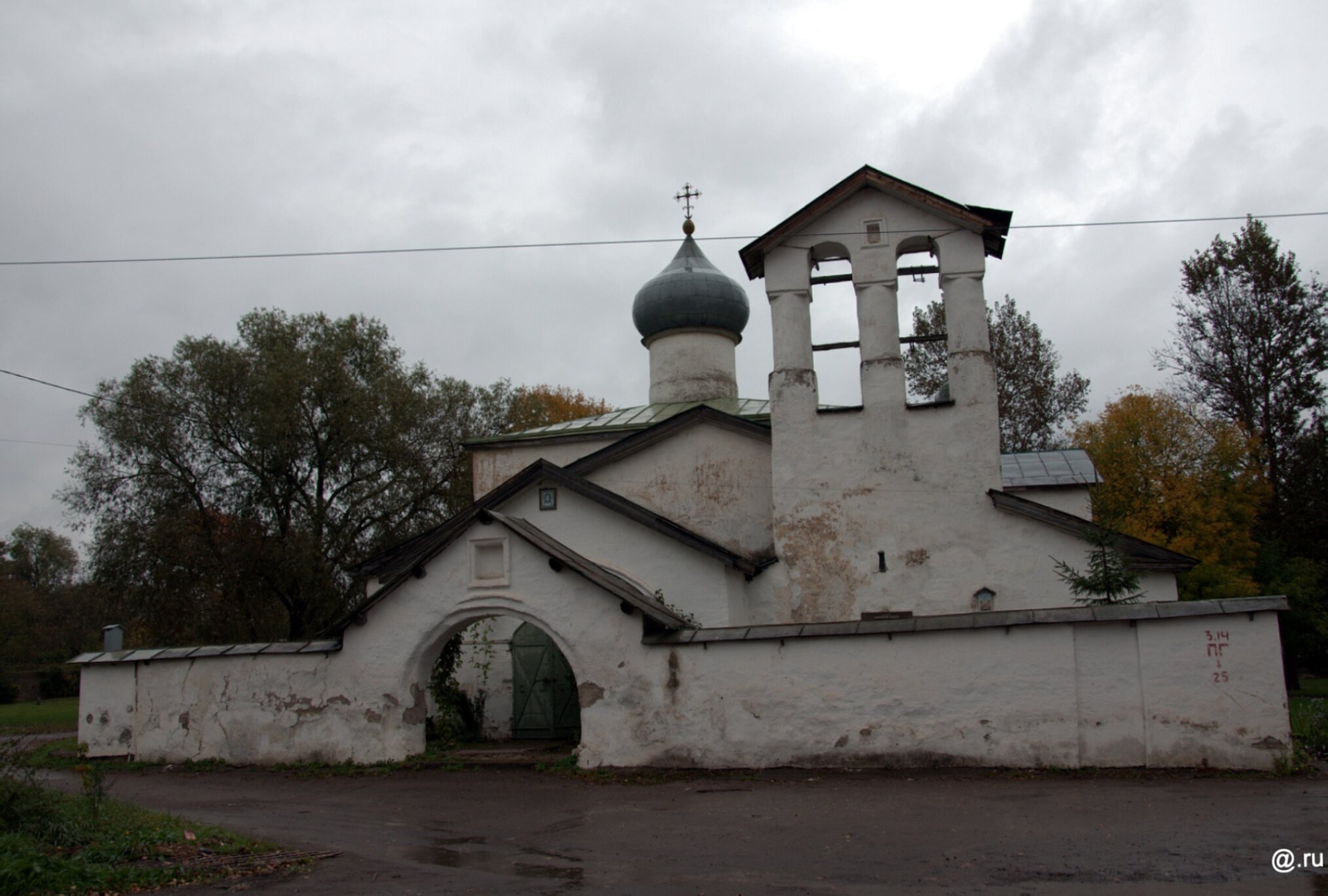 Храм Нерукотворного Образа с Жабьей Лавицы в Пскове