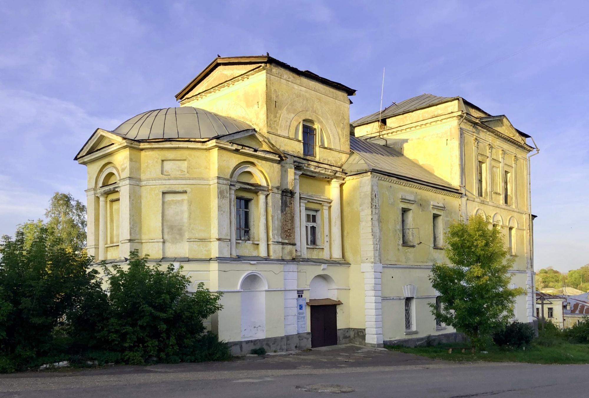 Успенская церковь в Торжке — памятник архитектуры федерального значения
