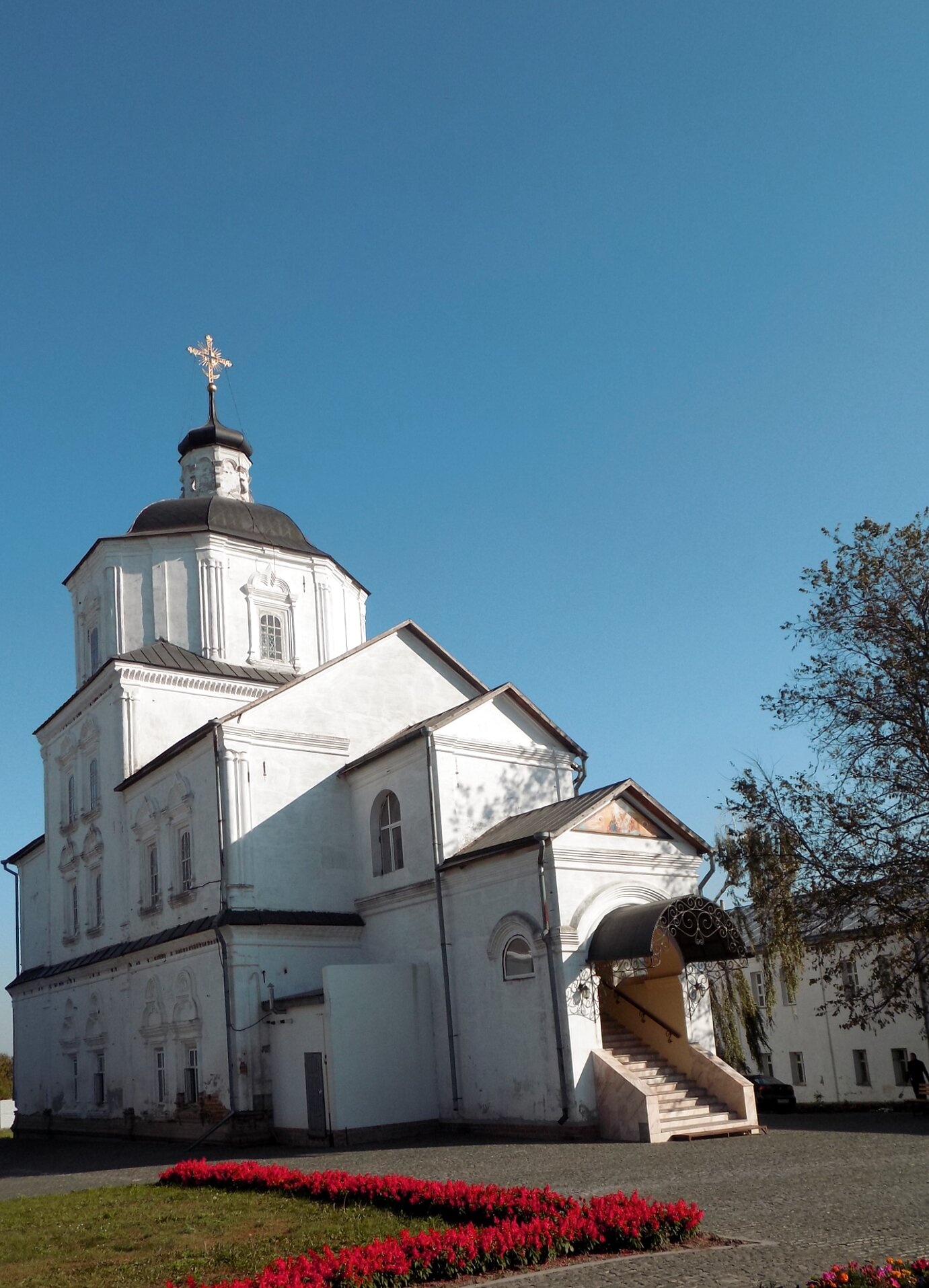 Николаевский собор Рыльского Свято-Николаевского мужского монастыря