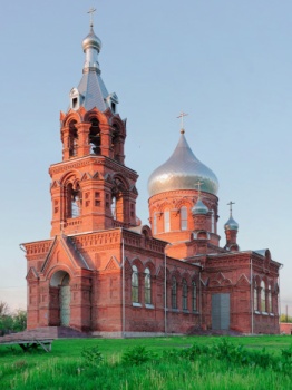 Храм Святой Великомученицы Параскевы Пятницы в селе Погорельцево