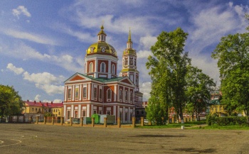 Спасский собор в Кирове: история и архитектура на фото