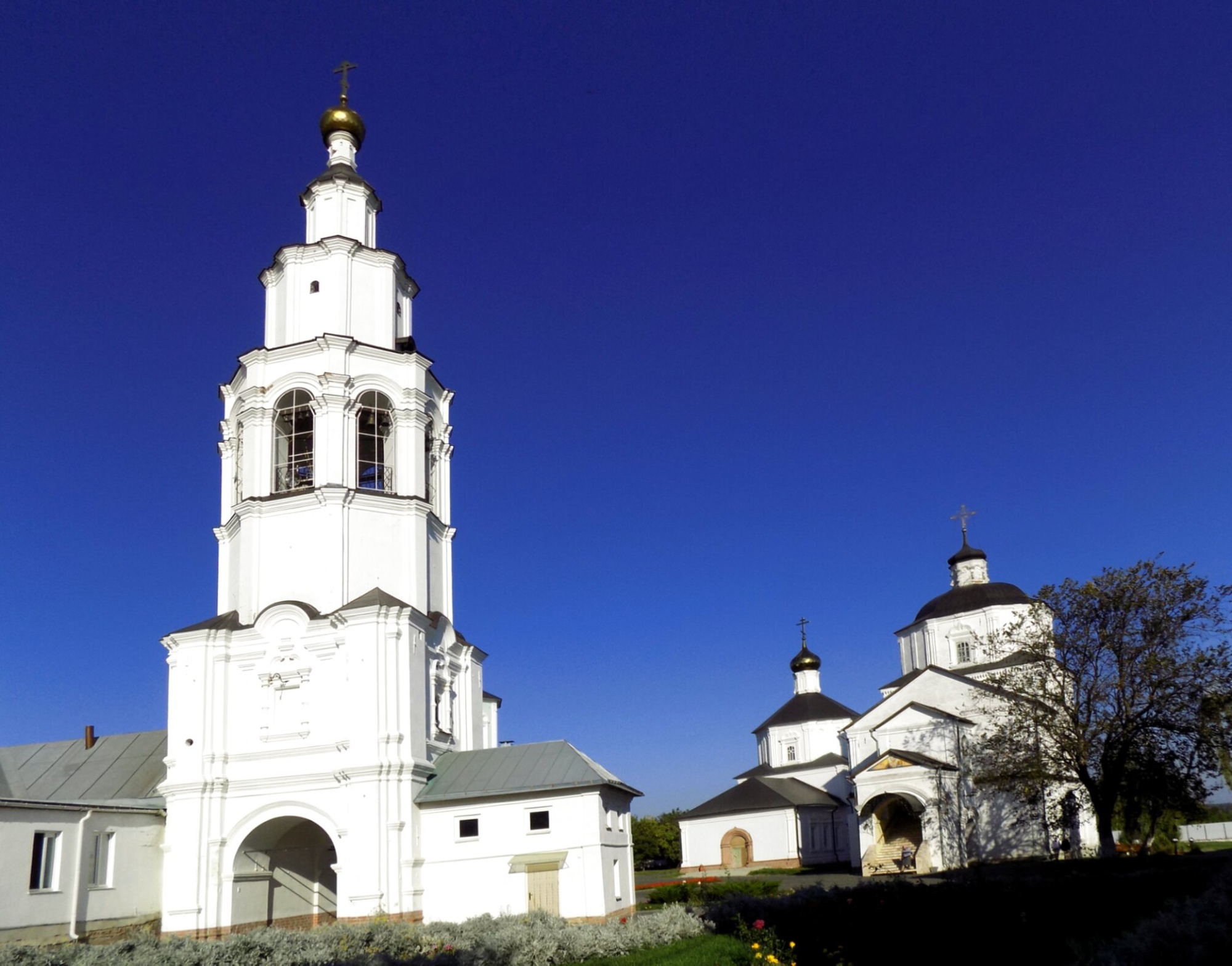 Рыльский Свято-Николаевский мужской монастырь
