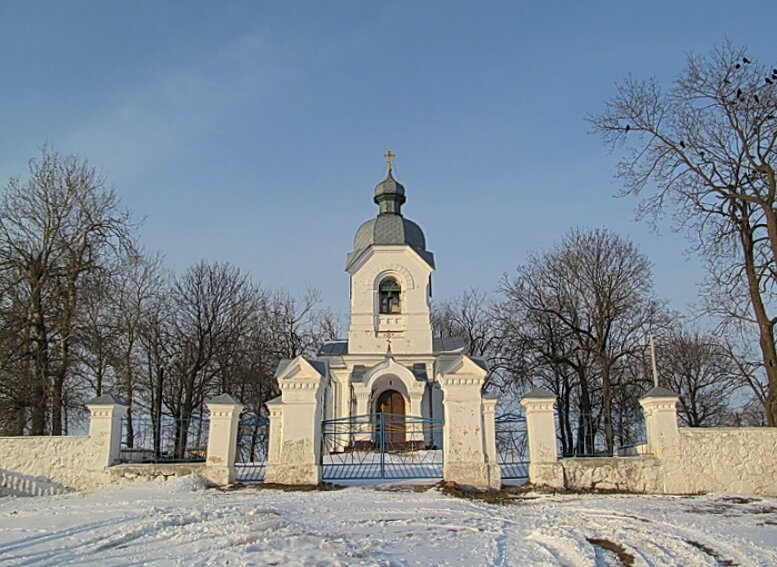 Церковь Святого Николая Чудотворца в Озернице зимой