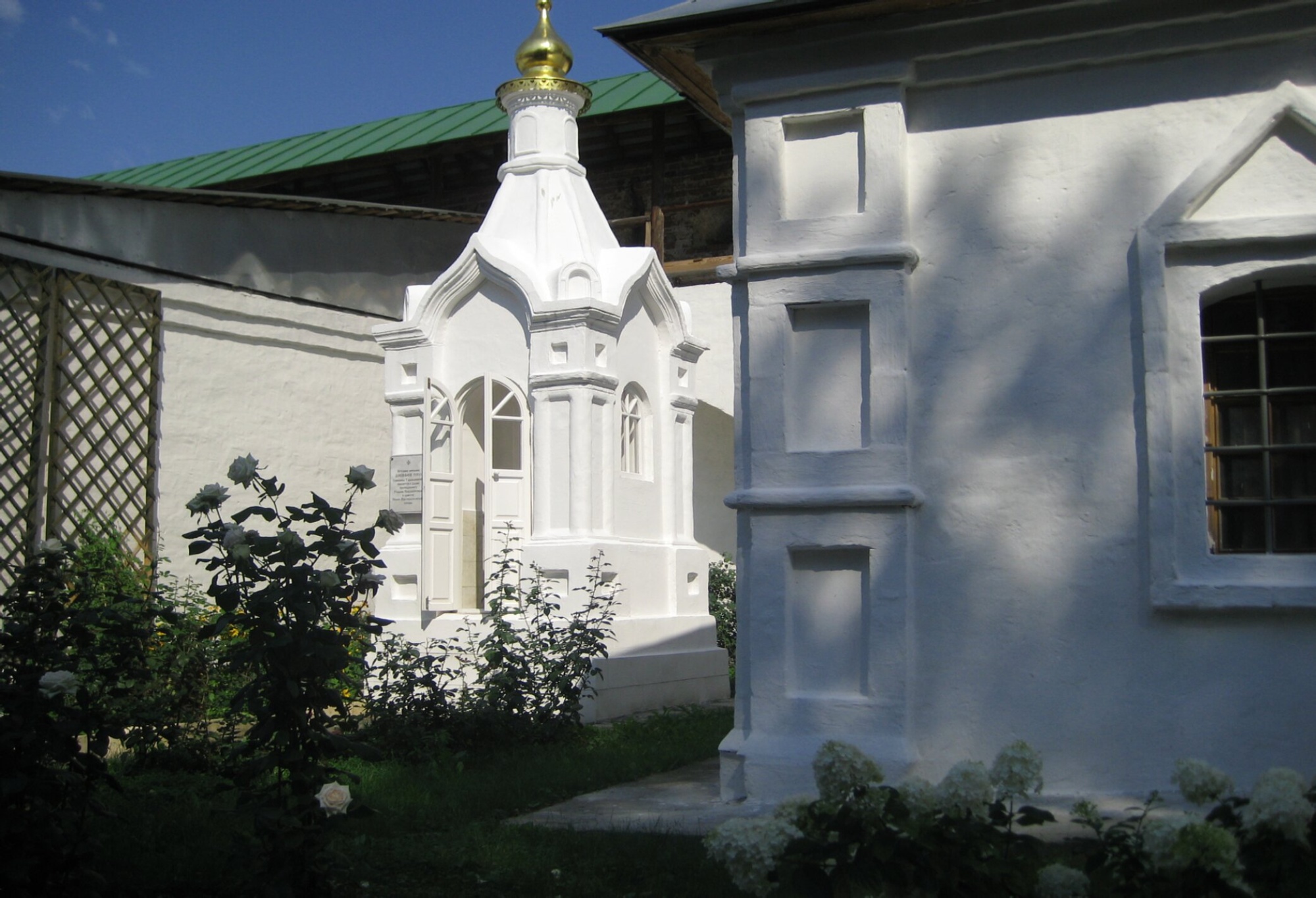 Часовня Новоспасского монастыря в Москве