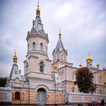 Свято-Троицкий Корецкий ставропигиальный женский монастырь