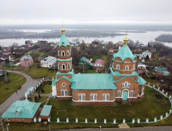 Церковь Троицы Живоначальной в селе Безводное