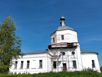 Церковь Воскресения Христова в селе Хребтово: архитектура и современное состояние