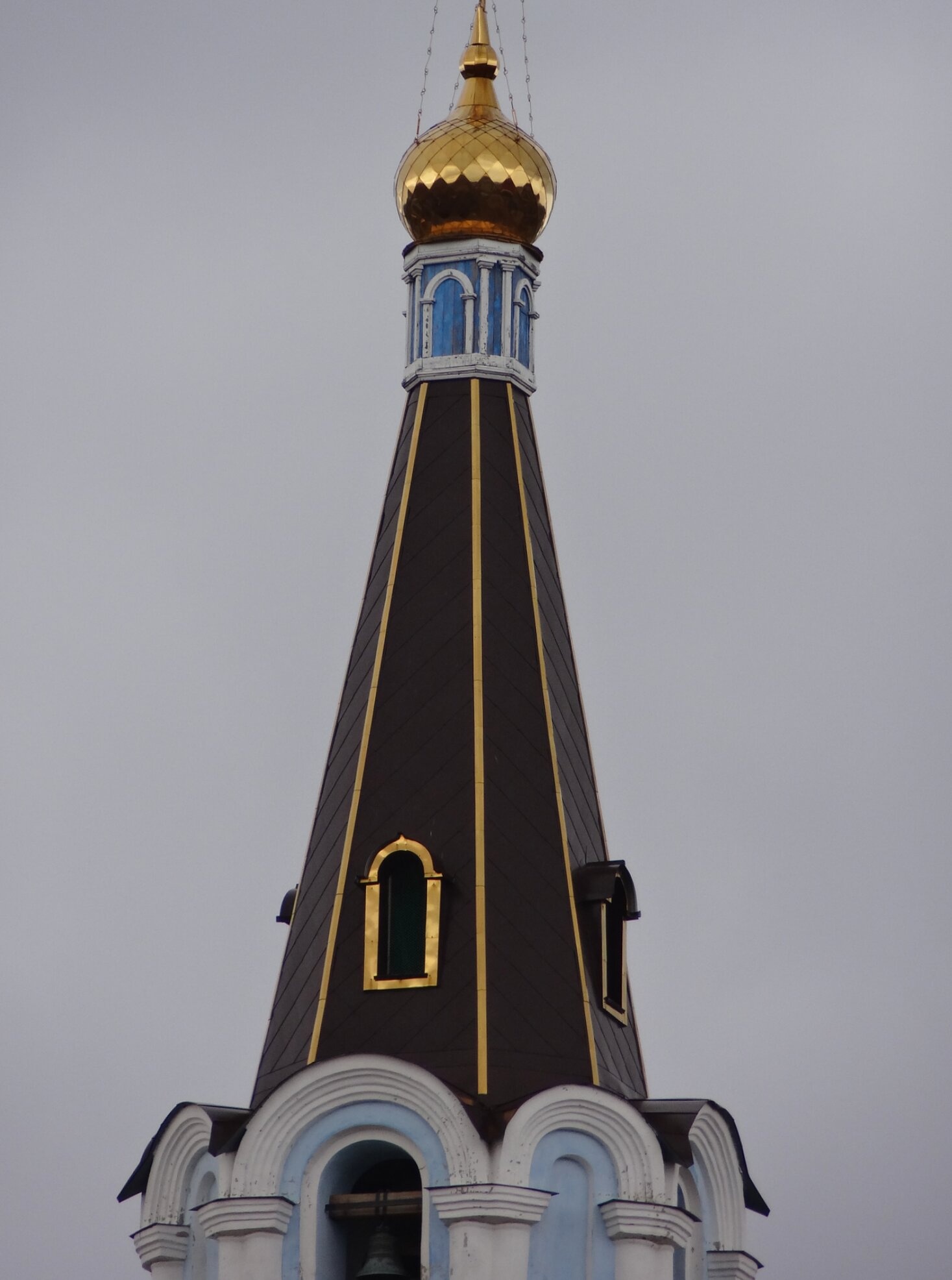 Колокольня Храма Покрова Пресвятой Богородицы в Каменске-Уральском