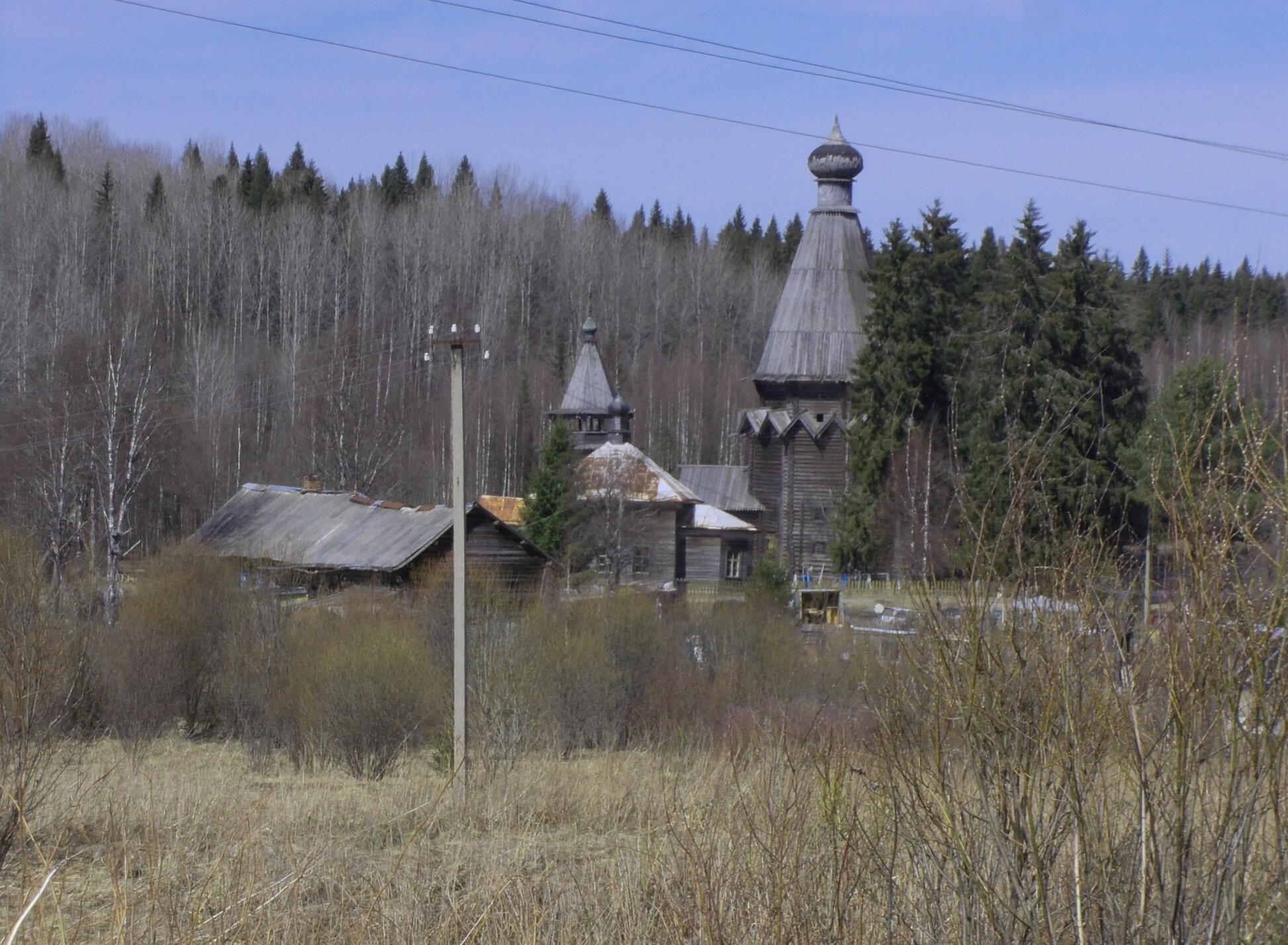 Никольская деревянная церковь в деревне Согиницы