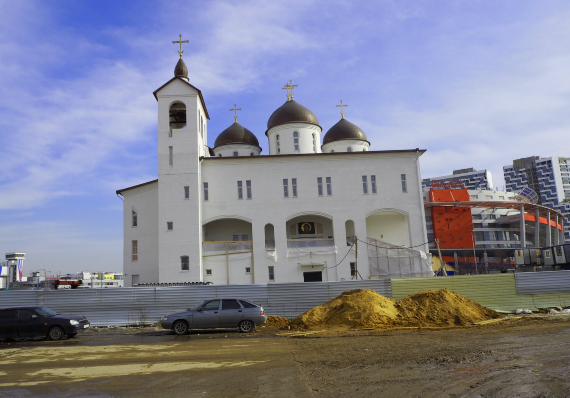 Новый храм преподобного Сергия Радонежского на Ходынском поле
