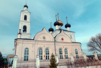 Крестовоздвиженская церковь в селе Свердлово