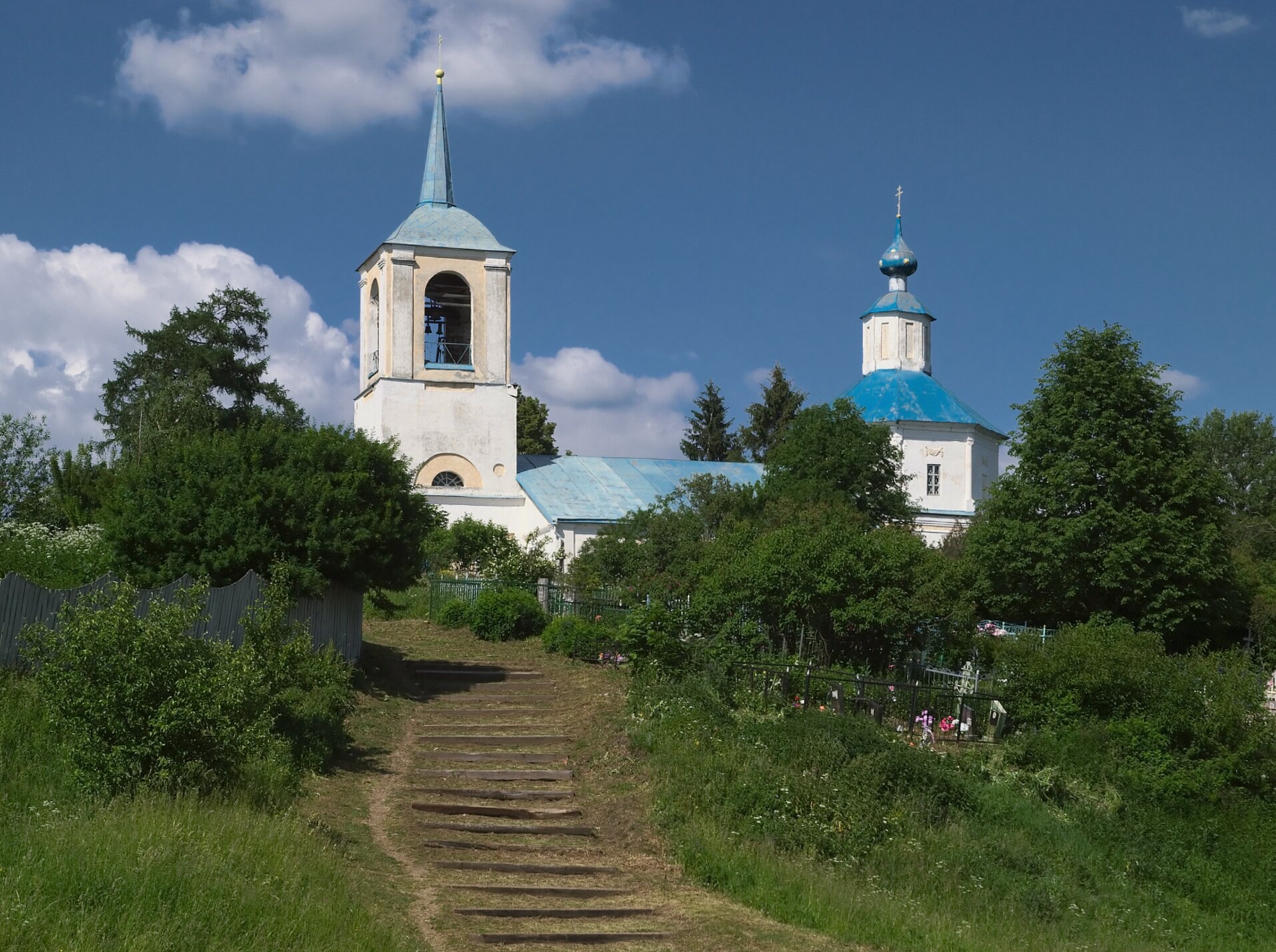 Храм Покрова Пресвятой Богородицы в селе Карижа