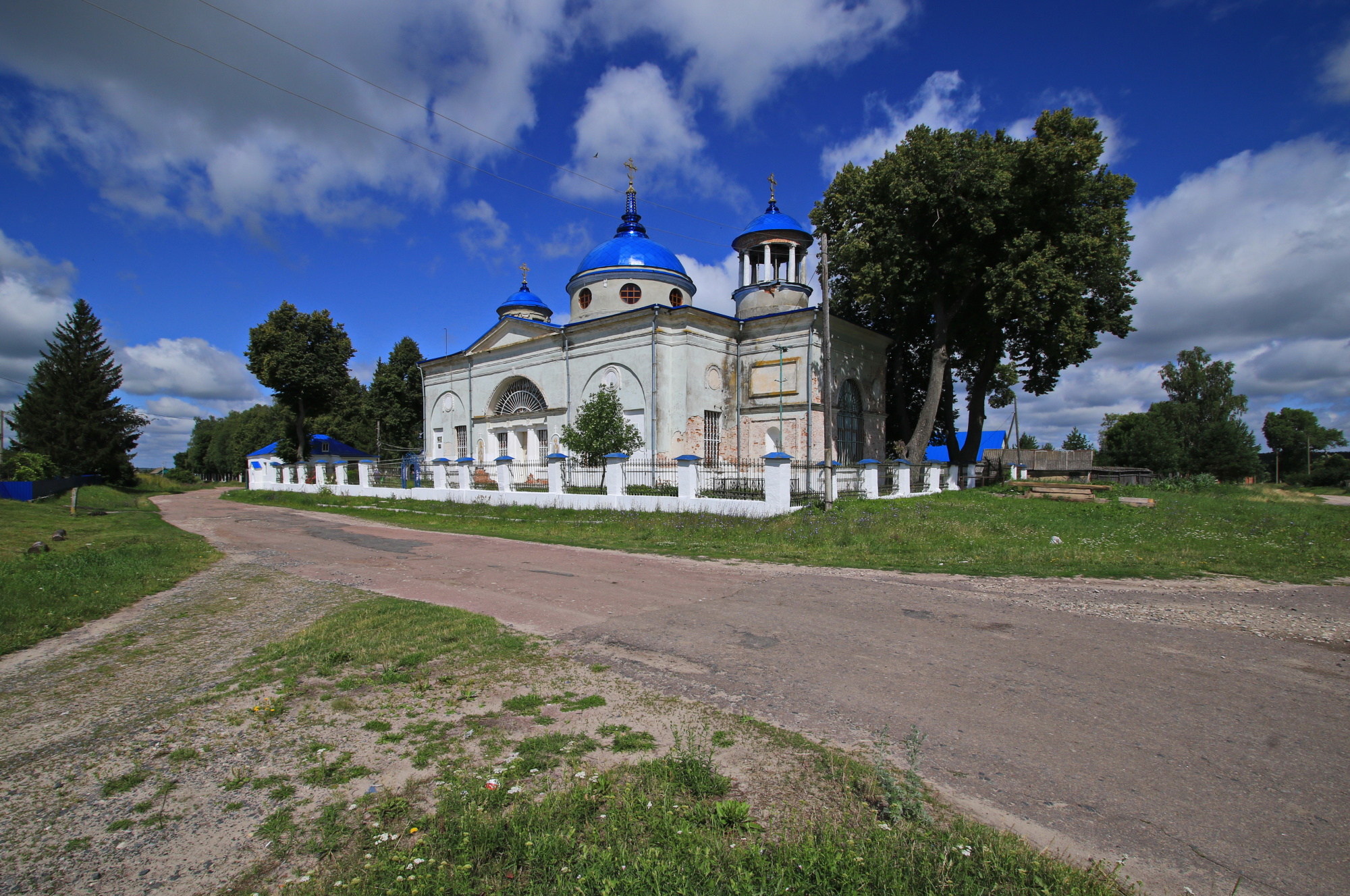 Храм Успения Пресвятой Богородицы в селе Радогощь
