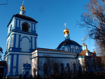 Храм Успения Пресвятой Богородицы в деревне Обухово