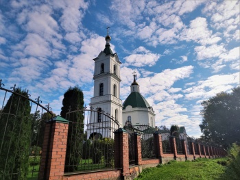Храм Успения Пресвятой Богородицы в Успенском-Бобарыкино
