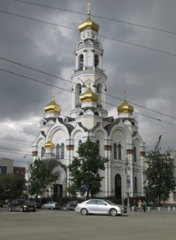Храм-колокольня Большой Златоуст в Екатеринбурге