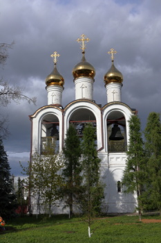 Колокольня Никольского монастыря в Переславле-Залесском