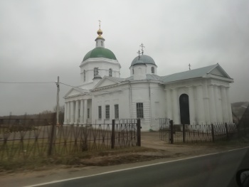 Храм Святой Живоначальной Троицы в селе Шелокша