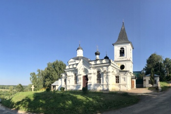 Храм Воскресения Христова в Тарусе