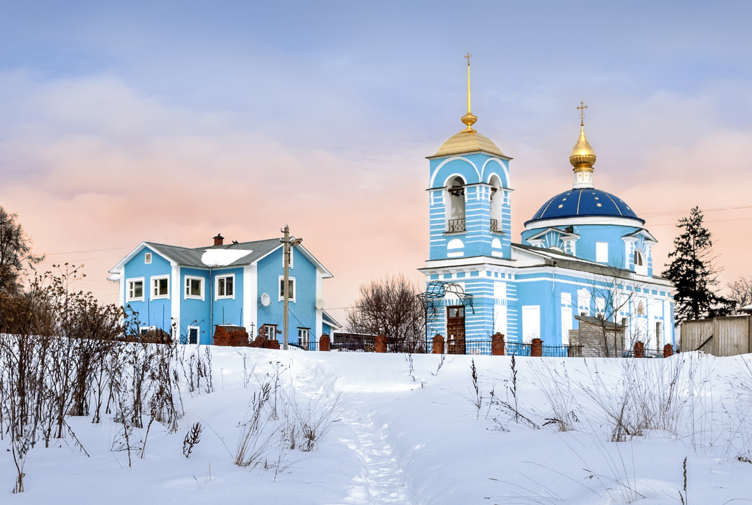 Храм Владимирской иконы Божией Матери в Дубне