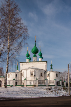 Храм Преображения Господня в Кинешме - зимняя святыня