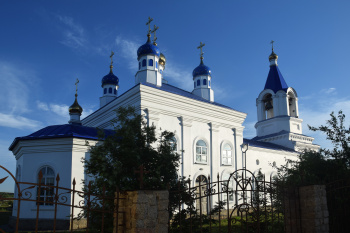Храм Казанской иконы Божией Матери в селе Бруснятское