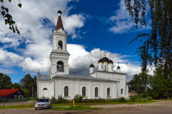 Храм Троицы Живоначальной (Белая Троица) в Твери