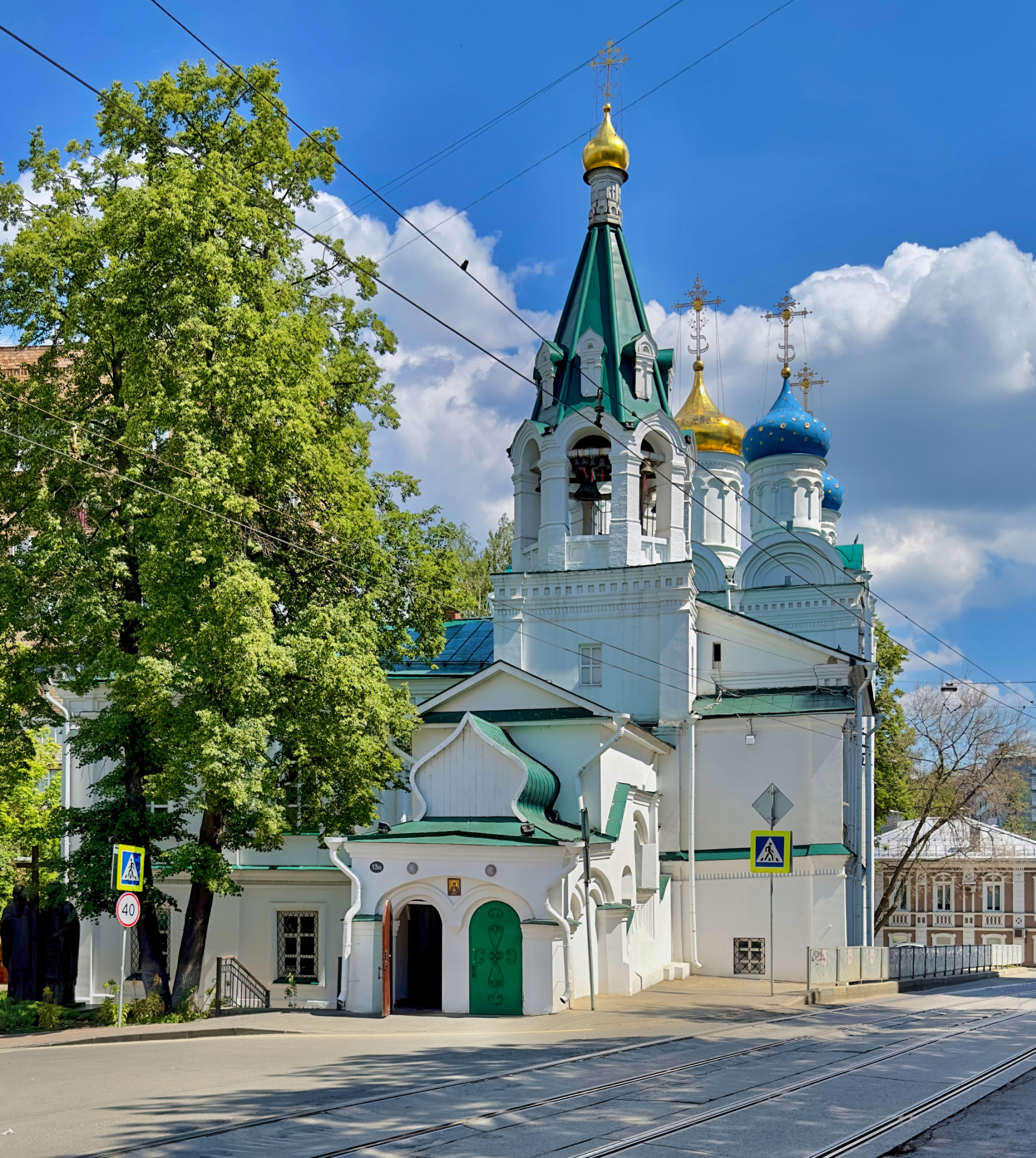 Храм Знамения Божией Матери и святых Жен-Мироносиц в Нижнем Новгороде