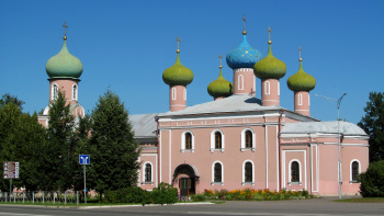 Спасо-Преображенский собор в Тихвине