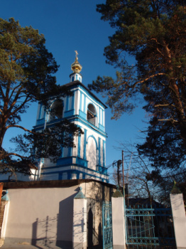 Колокольня Успенской церкви в селе Обухово