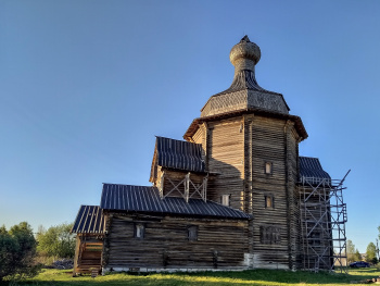 Никольская деревянная церковь в Зачачье