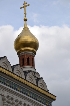 Купол и крест Свято-Никольского кафедрального собора в Вене