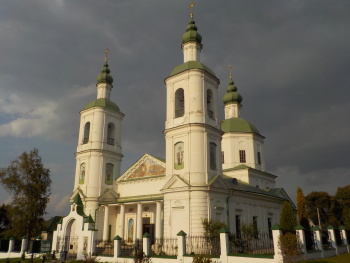 Церковь Воскресения Христова в селе Молоди