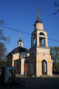 Храм святых бессребреников Космы и Дамиана в Космодемьянском