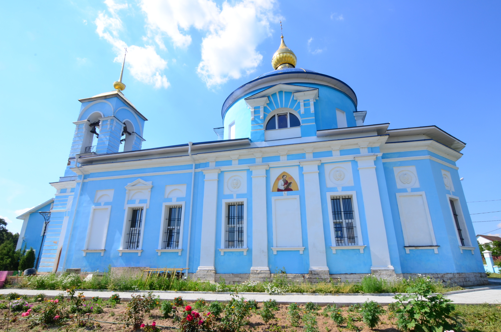 Храм Владимирской иконы Божией Матери в селе Дубна