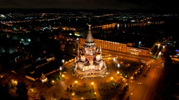 Михайловский собор в Ижевске: ночная иллюминация