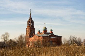 Храм Рождества Пресвятой Богородицы в деревне Гора
