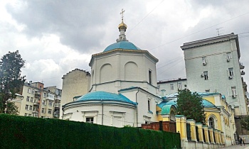 Храм святых бессребреников Космы и Дамиана в Шубине